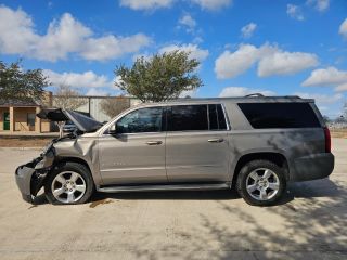 2017 Chevrolet Suburban LT - Exterior Side Driver Image